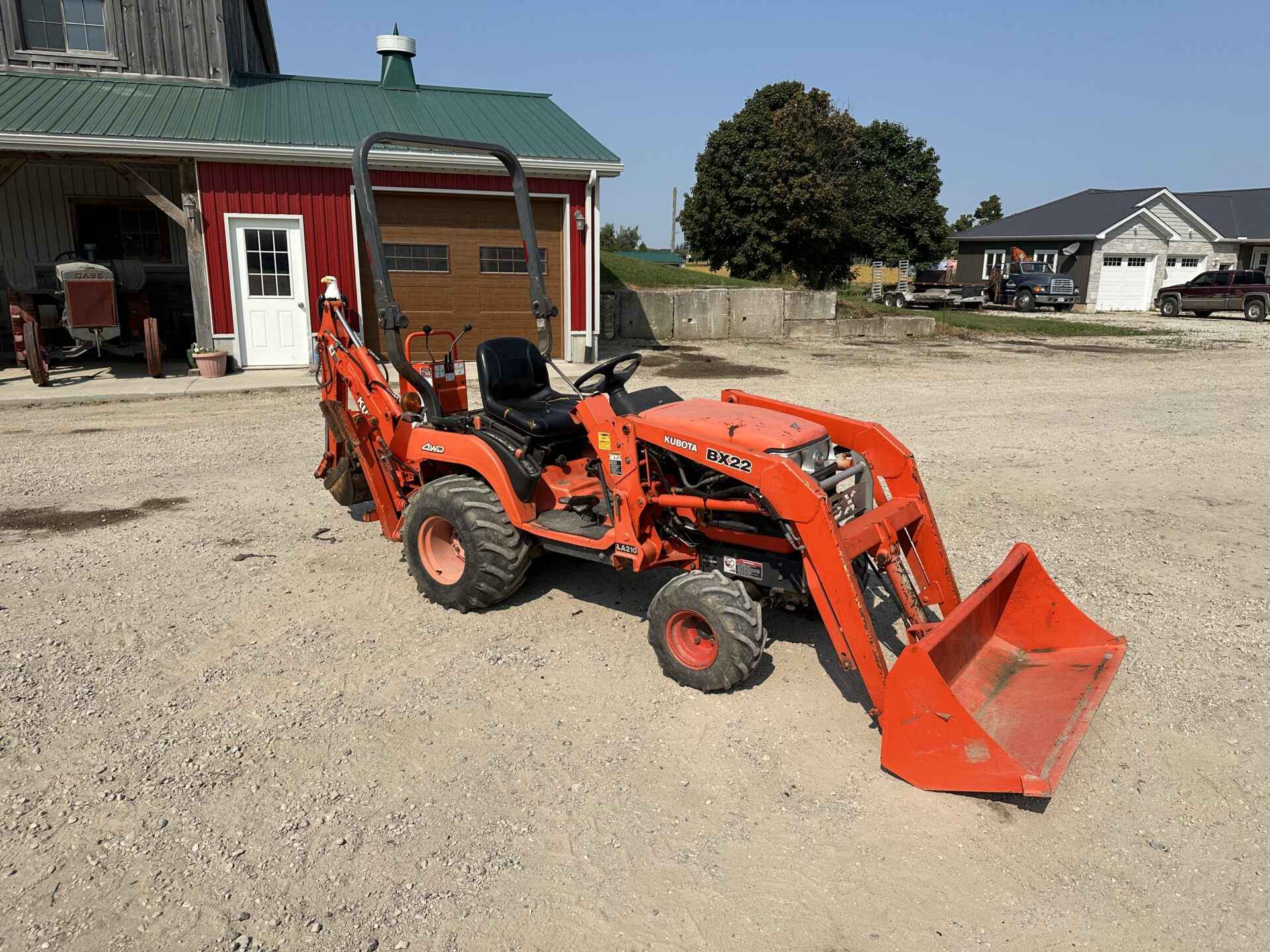 Kubota Bx22 loader backhoe tractor 4x4