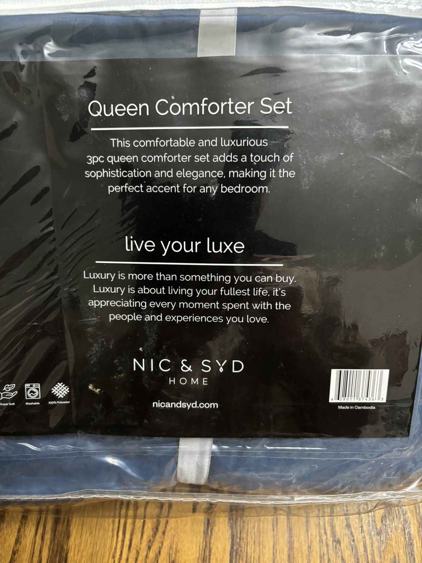 Queen Comforter Set