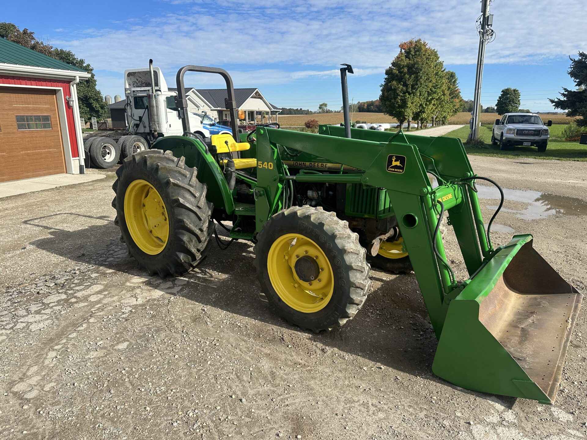 John Deere 5400 loader tractor 4x4