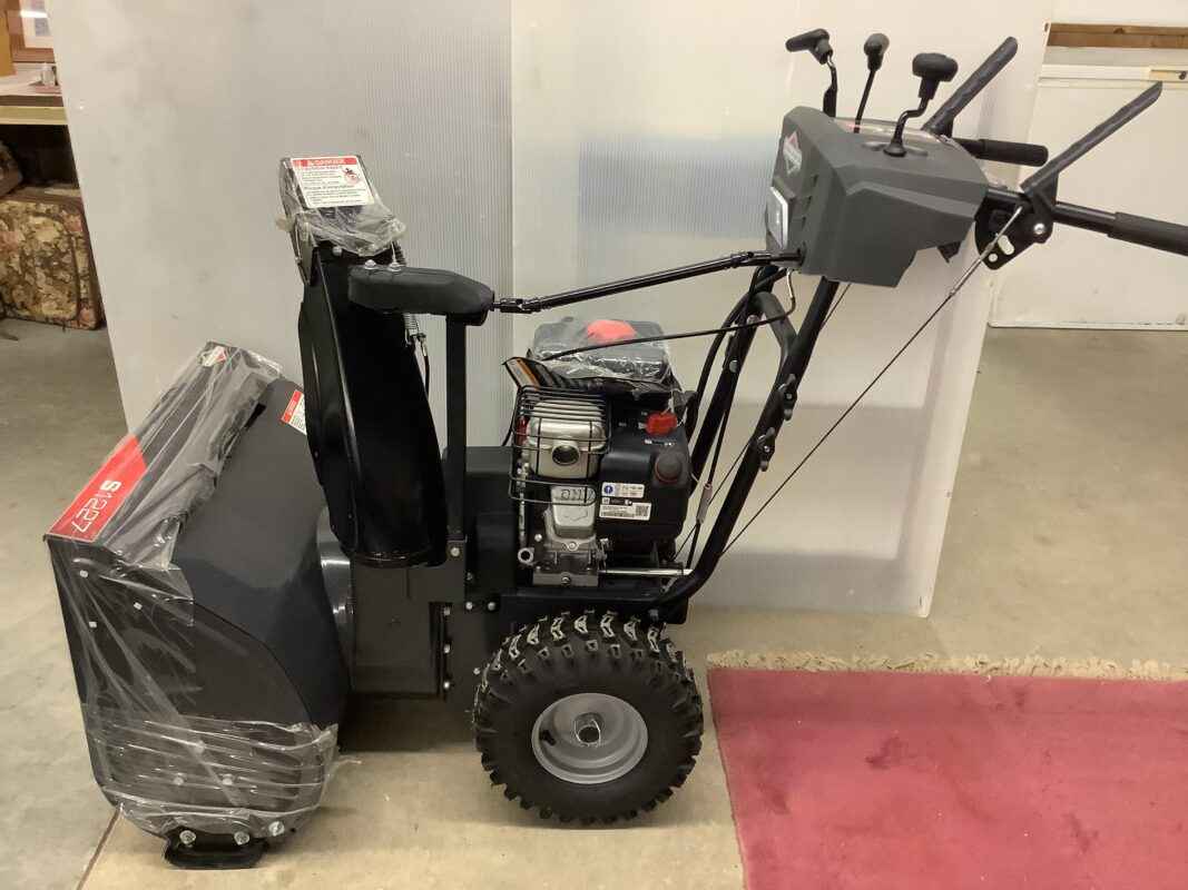 Briggs & Stratton S1227 Snowblower