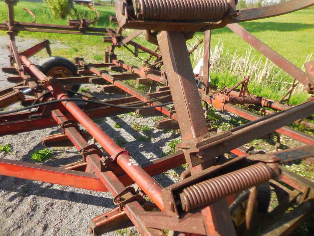 International 45 18 ft. cultivator