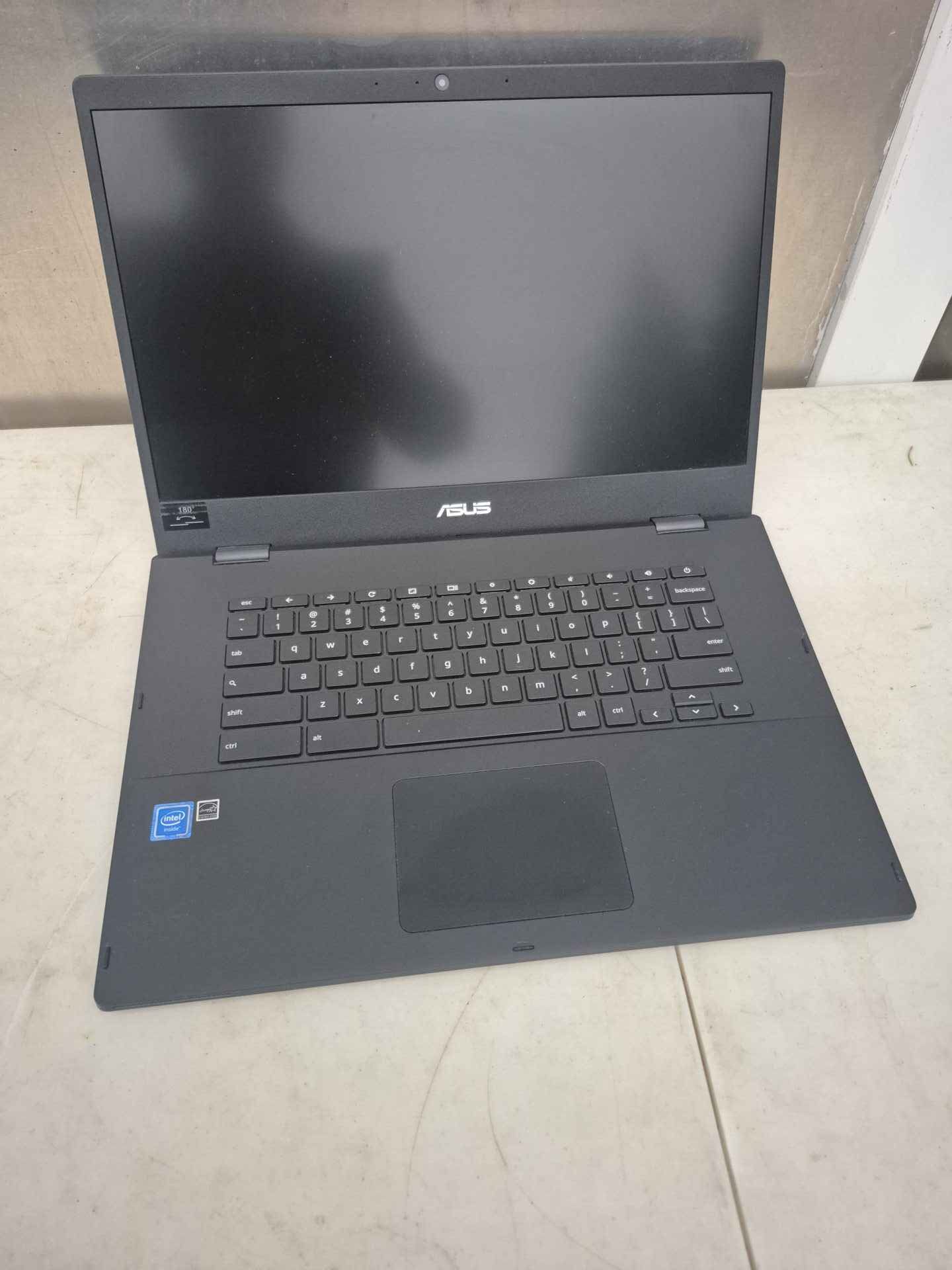 Chromebook laptop ....like new condition