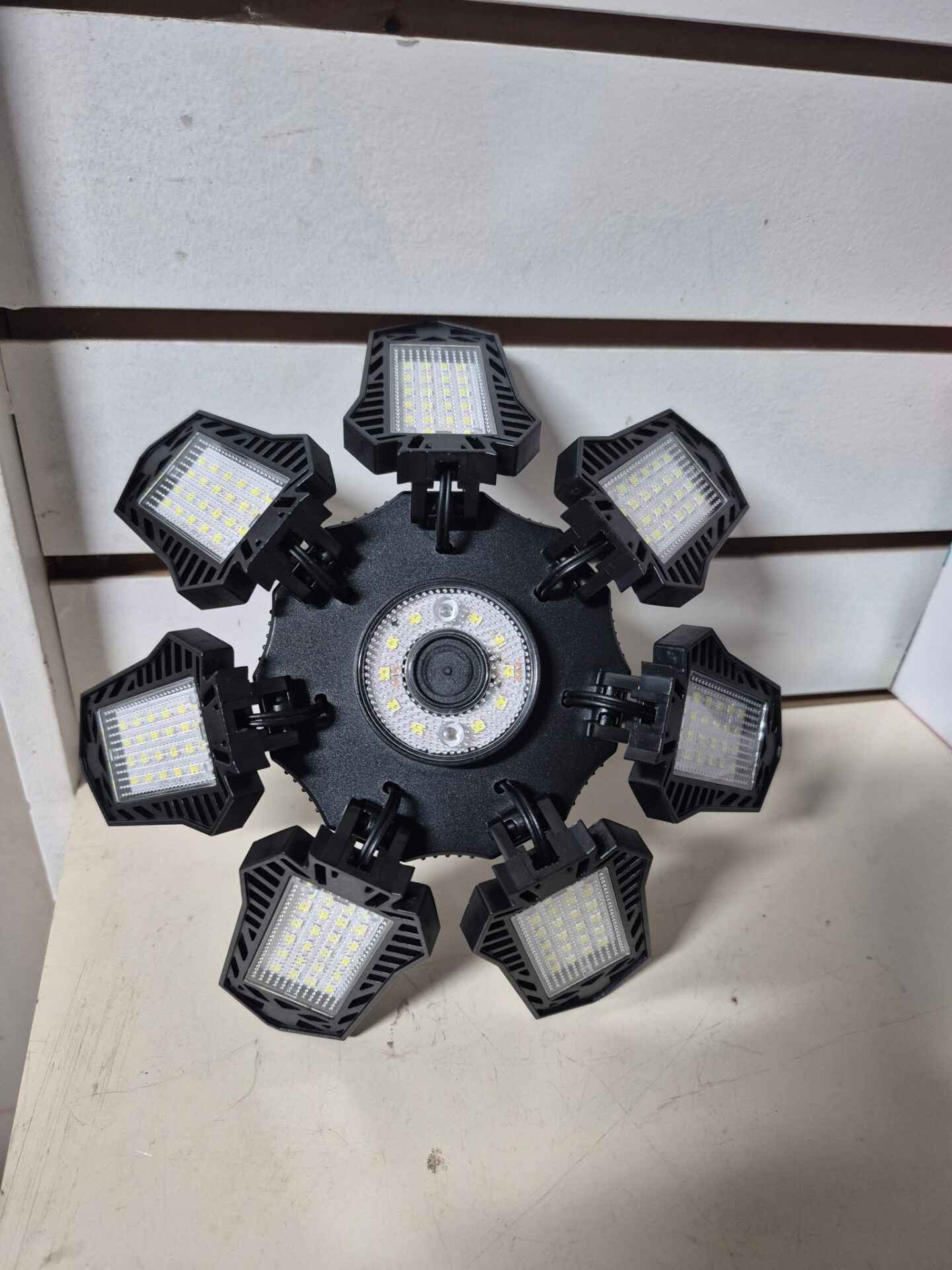 2560 lumens folding led light bulb