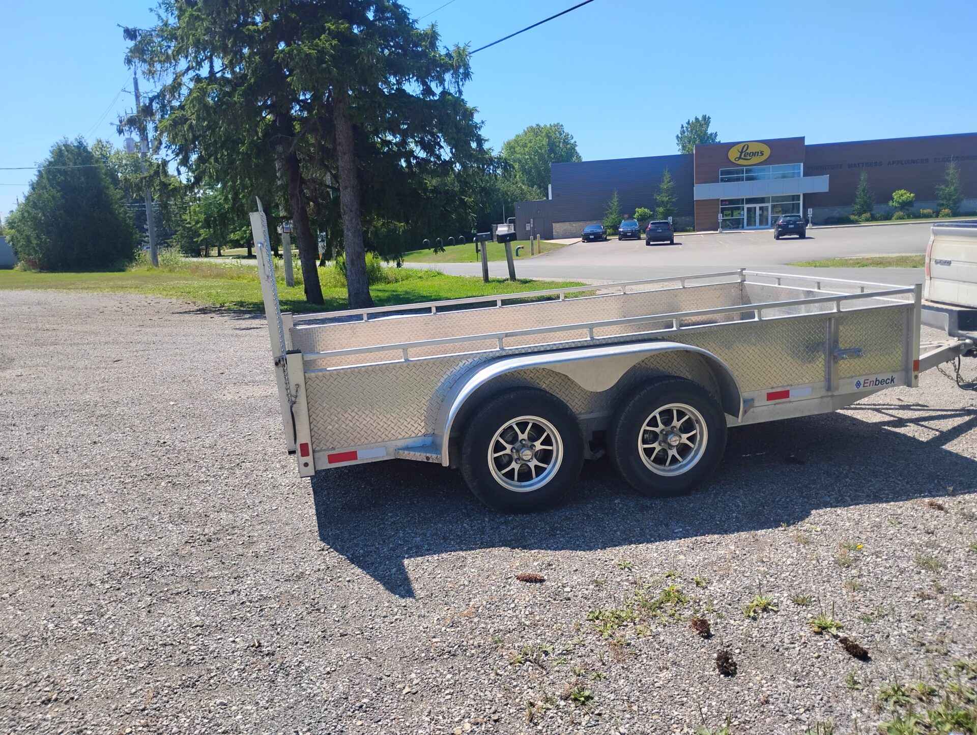 Aluminum trailer great shape