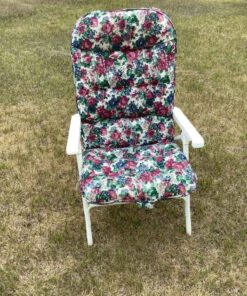 White Metal Lawn Chair (High Back) with Cushion
