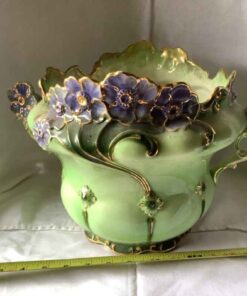 Jardinere - green with blue flowers and gold trim