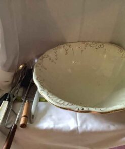 Large Wash Bowl and Utensils