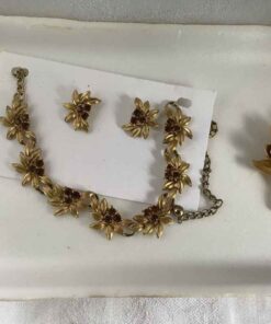 Coro Jewellery Set