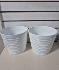 Qty 2 ribbed planters 8"