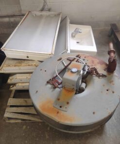 Joblot 4 lights lavatory etc
