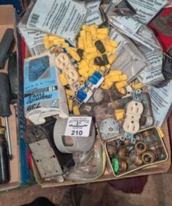 Marettes, fuses, protective covers, plugs, etc