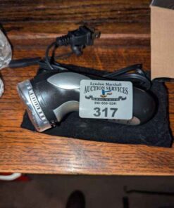 Meridian electric Razor