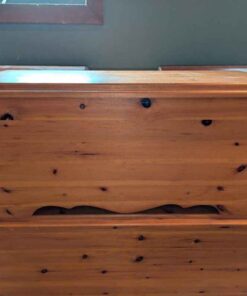 Pine Storage/blanket box