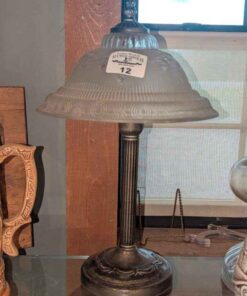 Table lamp
