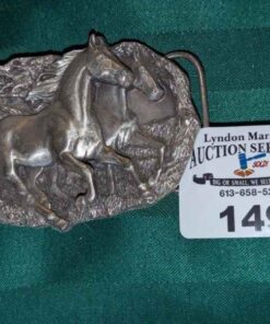 Bergamot Belt buckle depicting two horses