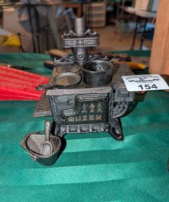 Cast Cookstove miniature
