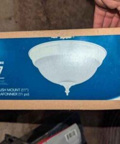 Flush mount light fixture