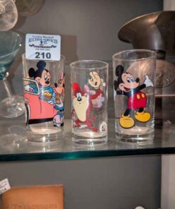 Disney & Warner Bros. drinking Glasses