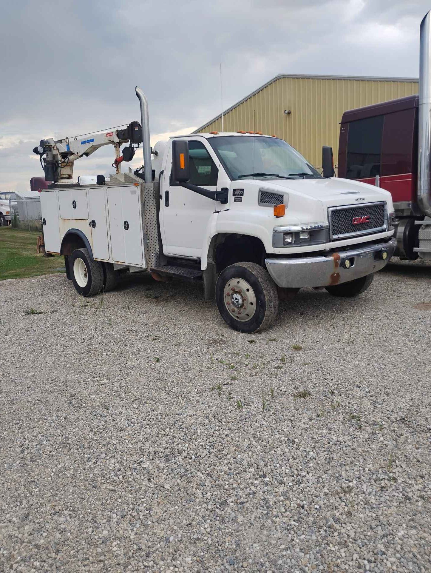 2005 GMC 5500 service truck with crane and air compressor 4x4... 6.6 litre duramax diesel in working condition..... unknown conditions may exist you are responsible to inspect prior to bidding if you may have any concerns located at the Elmira branch commercial safety was done in December of 2024