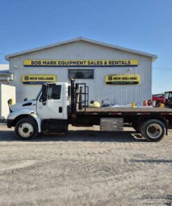 2004 International 4300 with Kargo King Hooklift system