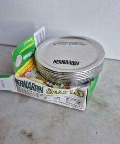 Bernardin snap lids...QTY 8 Pieces 4 have been used