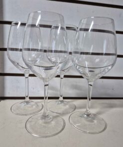 Box of 4 water goblets