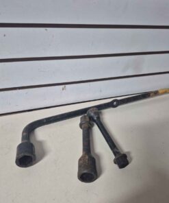 Assorted tired changing tools