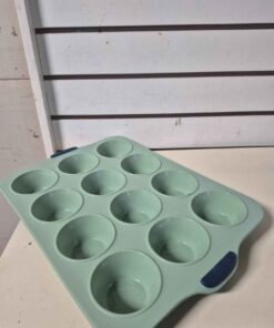 Starfrit silicone muffin pan