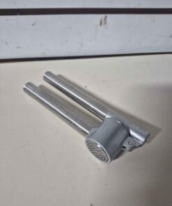 Heavy duty garlic press
