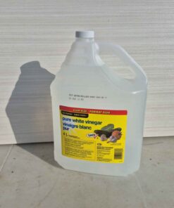 Pure white vinegar