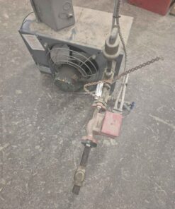 Hot water radiator with circulating pump