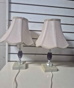 Qty 2 table lamps