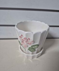 Self watering flower pot