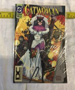 DC Comics - Catwoman #18