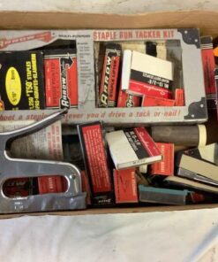 Heavy duty staplers & assorted staples