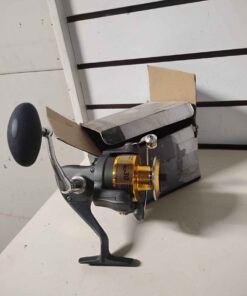 Heavy duty 7 bearing fishing reel