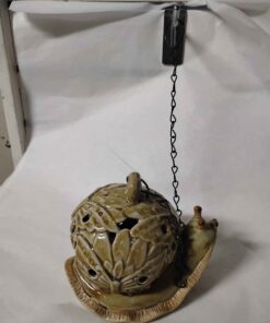 Snail hanging tea light holder