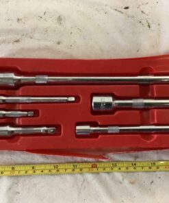 Set of socket extenders