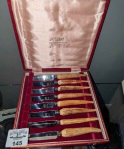 Cutlass Sheffield boxed knife set