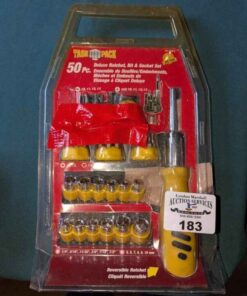 Task Pack ratchet, socket and bit set