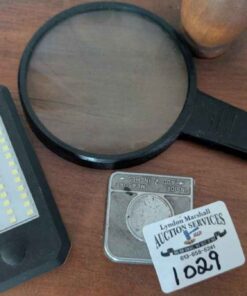 Magnifying glass, measure tape & Light