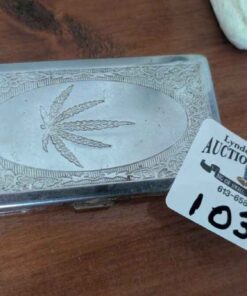 Cannabis leaf cigarette container