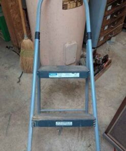 Step ladder