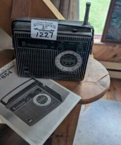 Symphonic 2 band 8 transistor radio