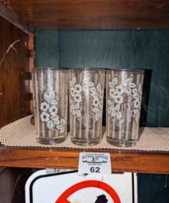 Retro Drinking glasses with gold overlay