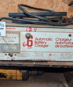 Motomaster automatic Battery Charger