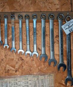 Assorted wrenches