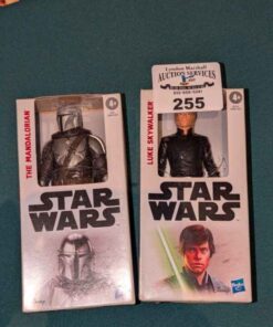 Star Wars Luke Sky Walker and The Mandalorian Action figures