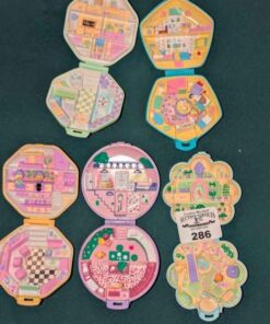 Polly Pockets