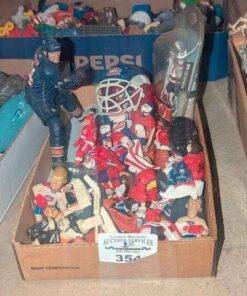 Hockey Action and personality figures